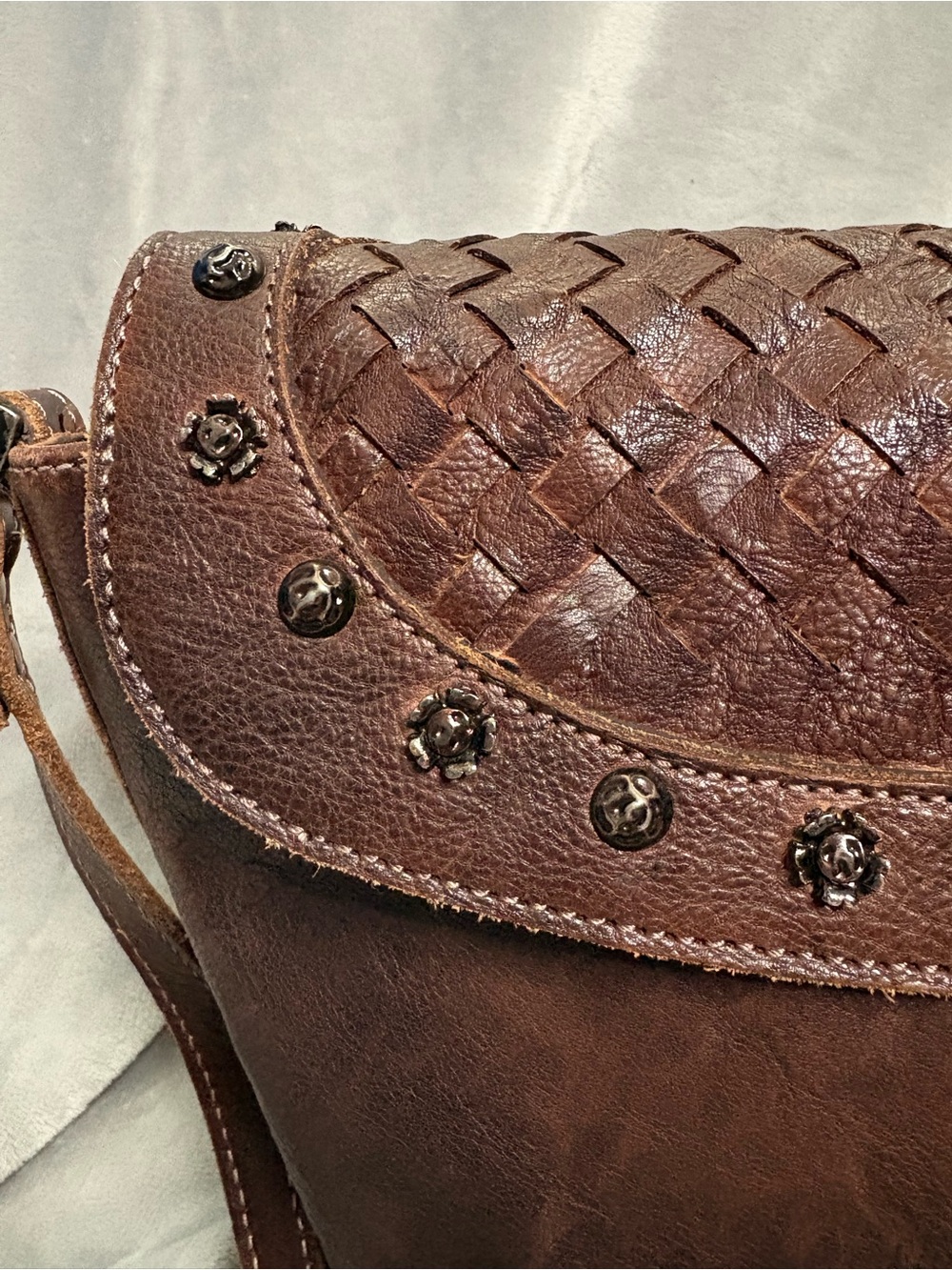 Vintage Italian Artisan Brown Woven Flap Leather Crossbody Bag - Picture 2 of 10